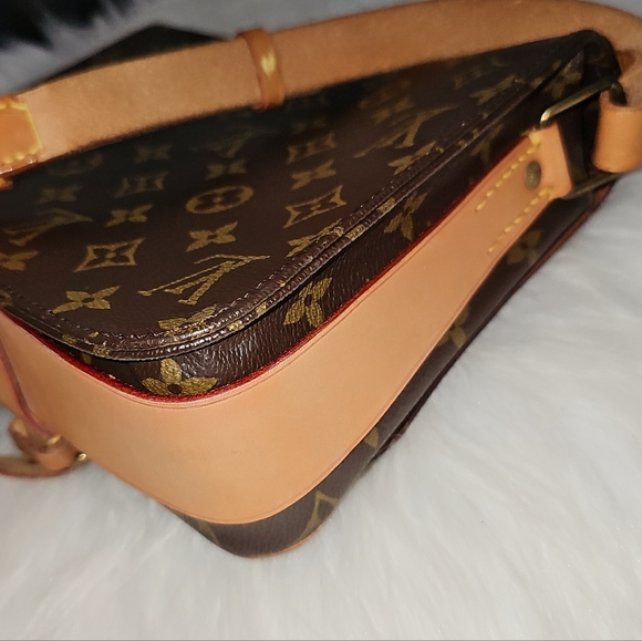 SOLD🔥Beautiful Condition 🔥 Authentic Louis Vuitton Cartouchiere MM - Picture 13 of 15
